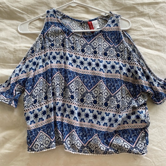 Flowy divide forever 21 top - Picture 1 of 3